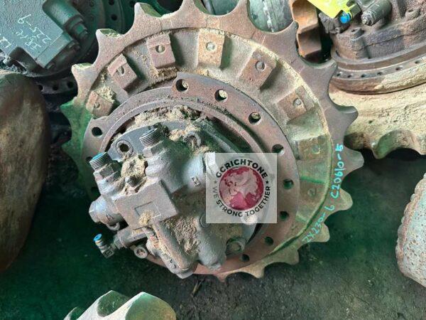 Конечная передача в сборе бортовая редуктор+гидромотор хода Hitachi 9181678, 9233689 ZX230-6 (2) Конечная передача в сборе бортовая редуктор+гидромотор хода Hitachi 9181678, 9233689 ZX230-6